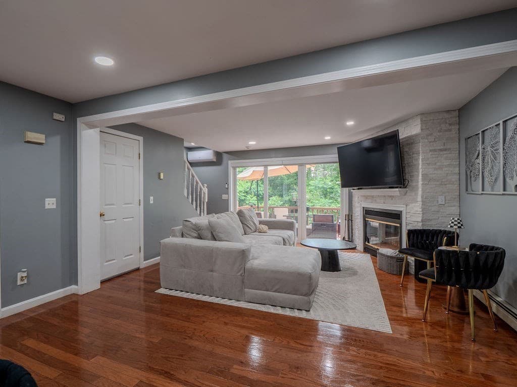 2 S Cove Rd # 2, Hubbardston MA 01452 photo 11
