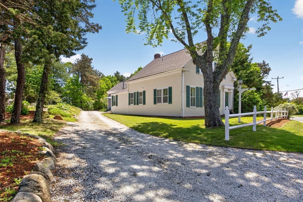 370 Main Street, Dennis MA 02660 photo 2