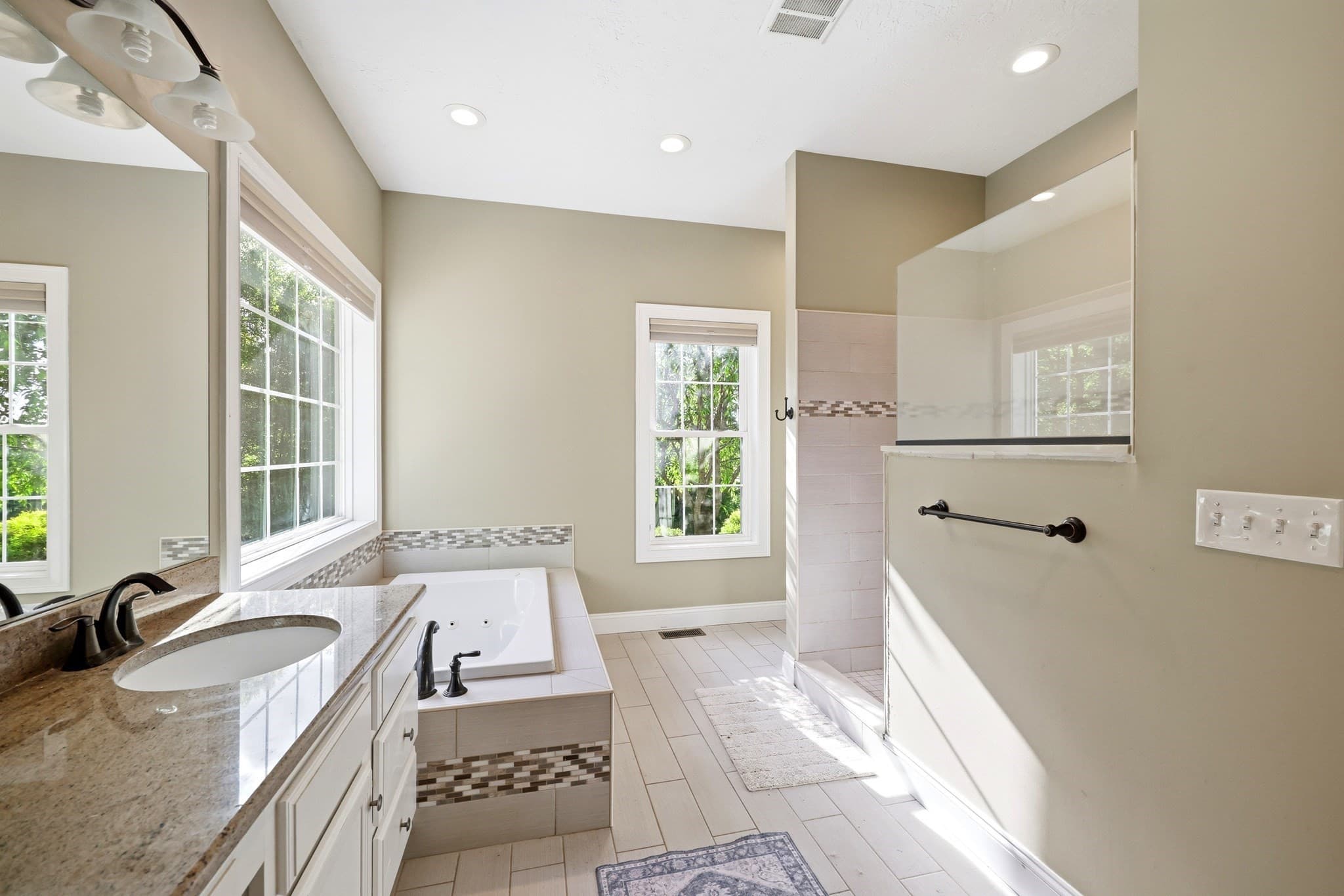 Single Family Residence at 34 Bissonnette Cir, Southampton MA 01073, Southampton, photo 20 of 42