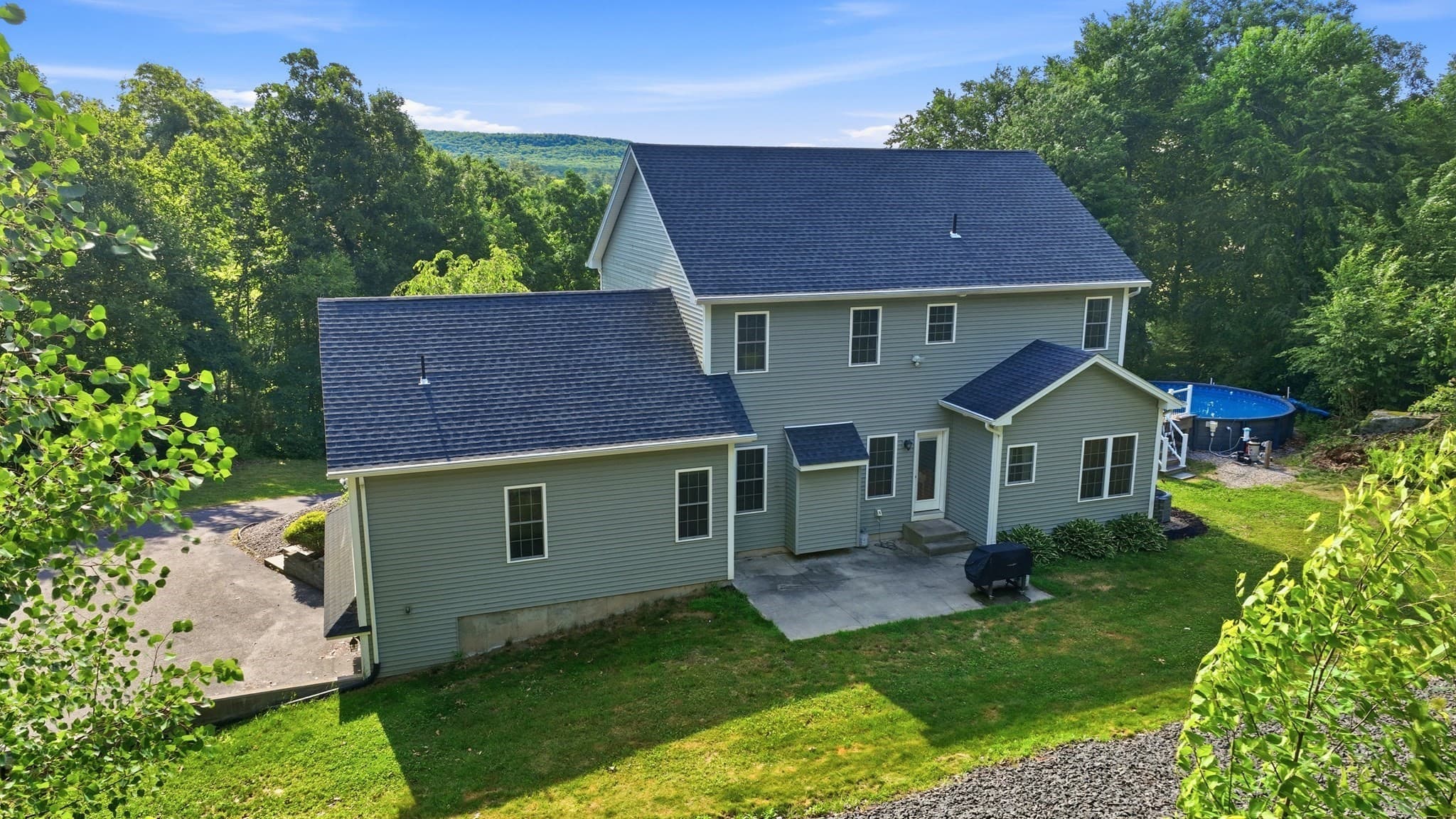 Single Family Residence at 34 Bissonnette Cir, Southampton MA 01073, Southampton, photo 41 of 42
