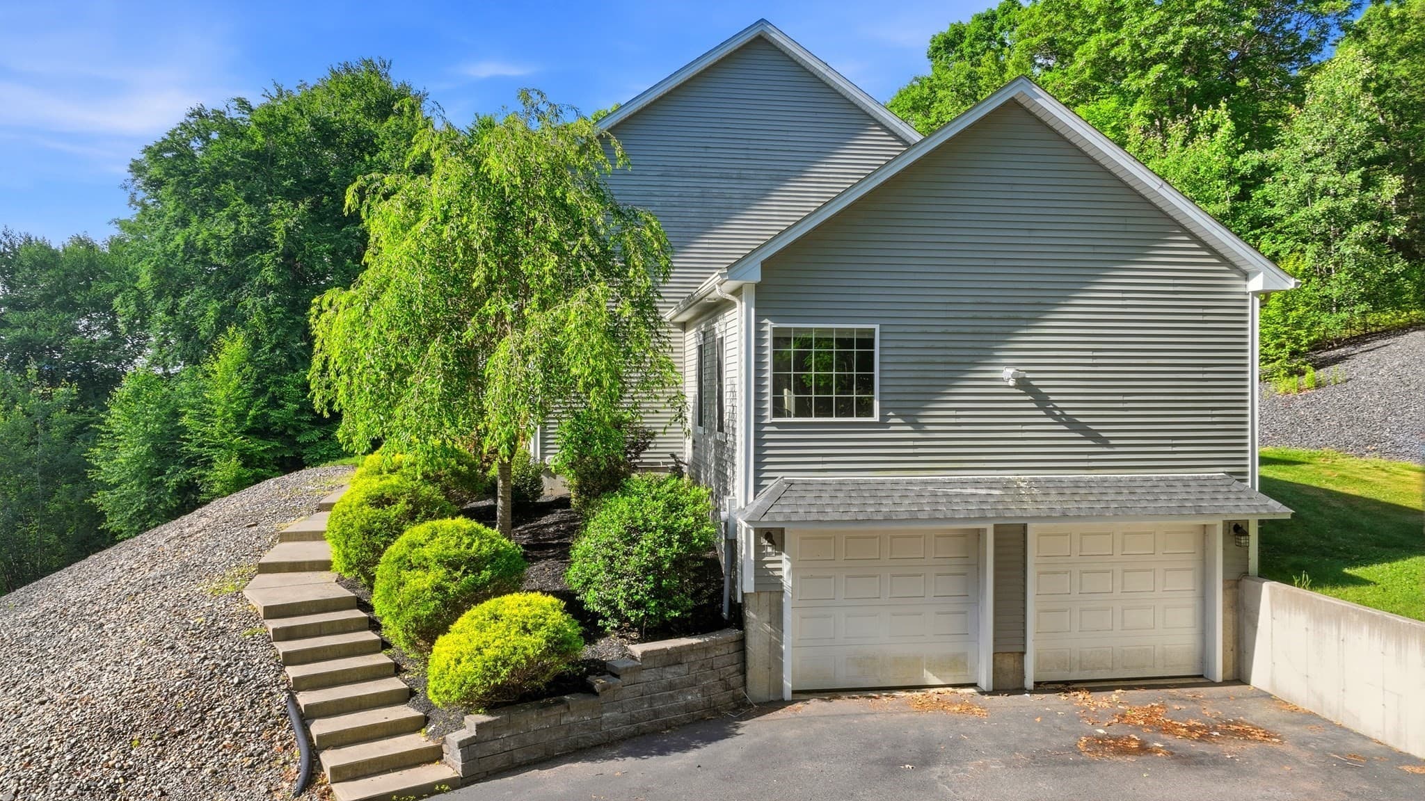 Single Family Residence at 34 Bissonnette Cir, Southampton MA 01073, Southampton, photo 40 of 42