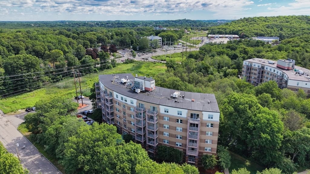 269 Cambridge Rd # 608, Woburn MA 01801