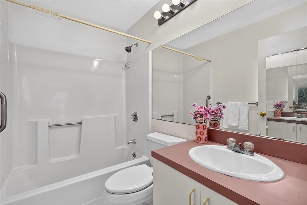 269 Cambridge Rd # 608, Woburn MA 01801 photo 18