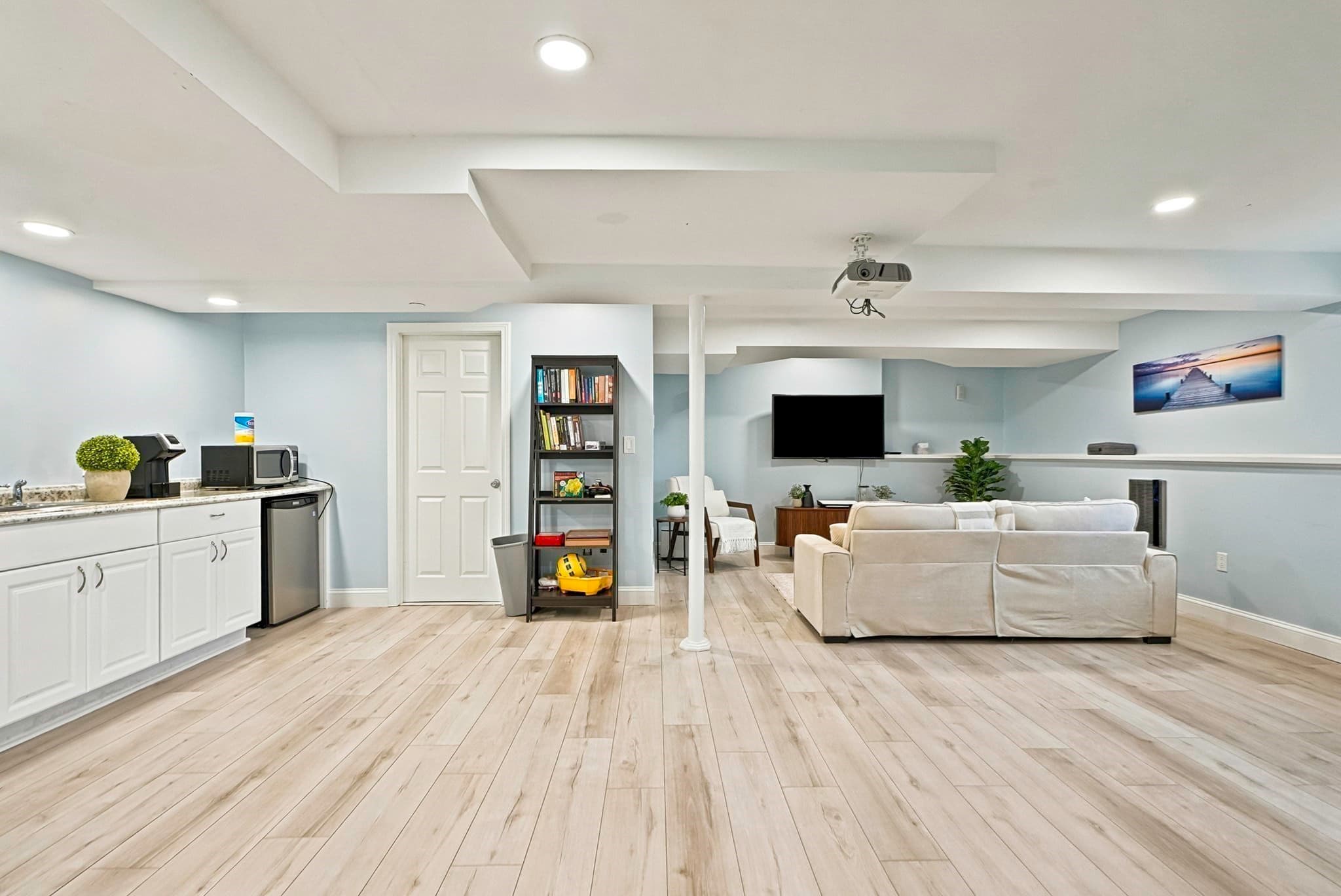 Condominium at 39 Frostpane Ln # 39, Hopkinton MA 01748, photo 33 of 41