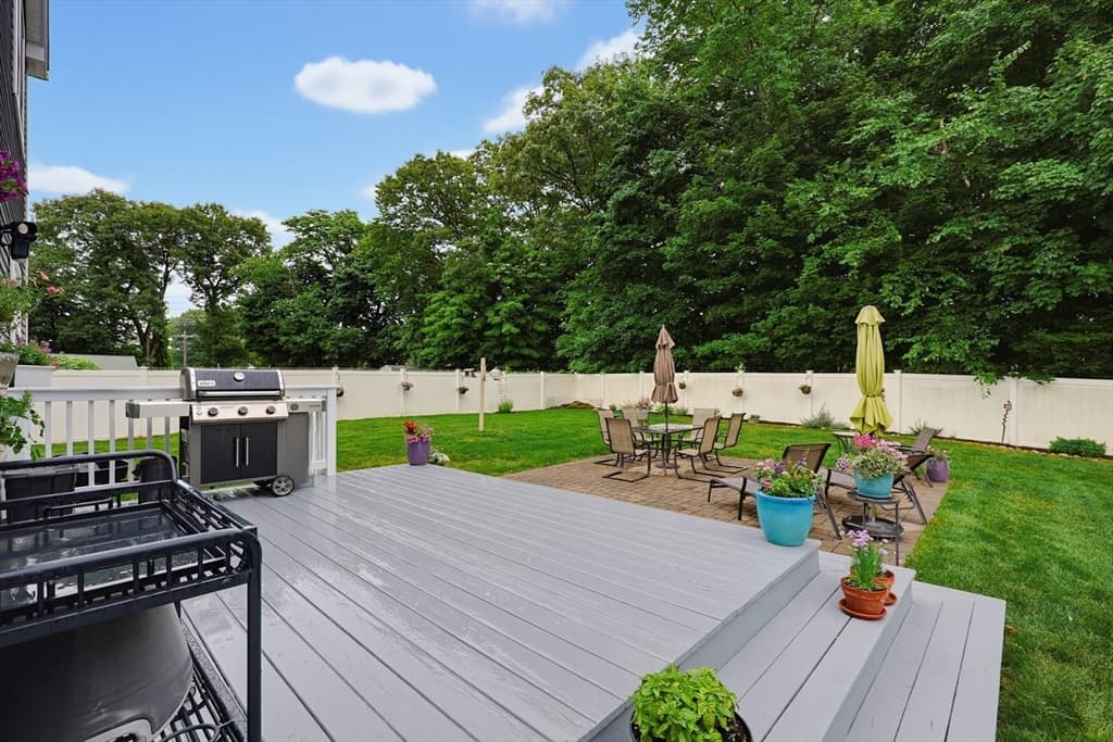 Single Family Residence at 969 Old Connecticut Path, Framingham MA 01701, photo 37 of 42