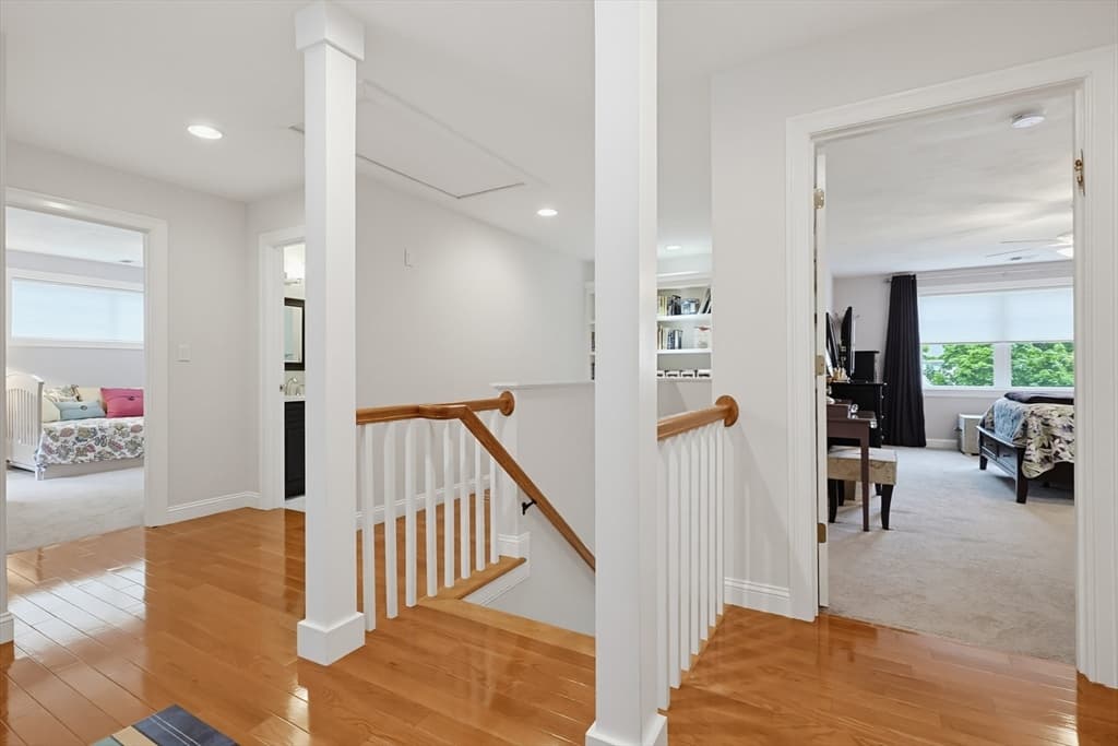 Single Family Residence at 969 Old Connecticut Path, Framingham MA 01701, photo 21 of 42
