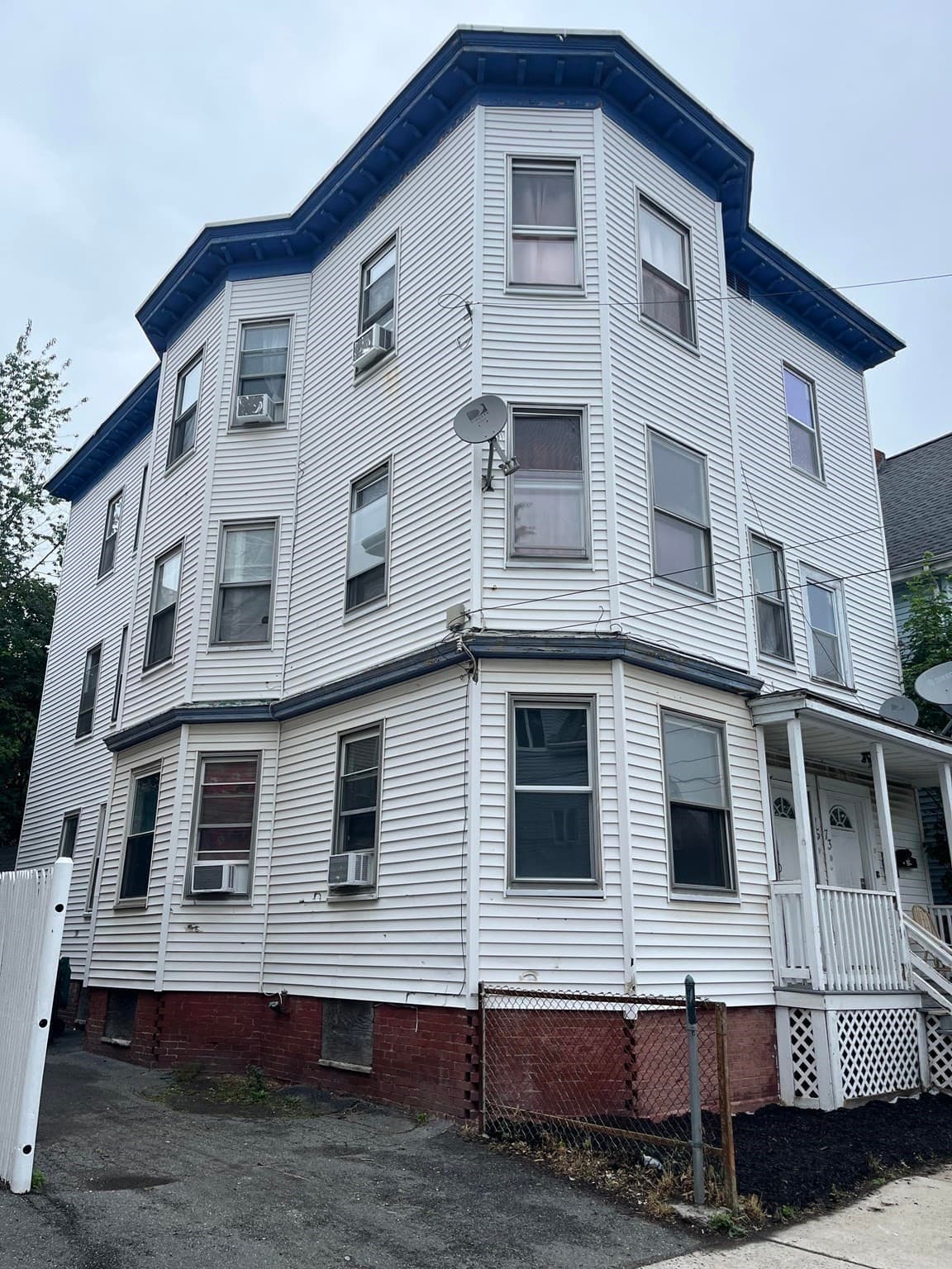 3 Family - 3 Units Up/Down at 73 Woodman Street, Lynn MA 01905, photo 2 of 21