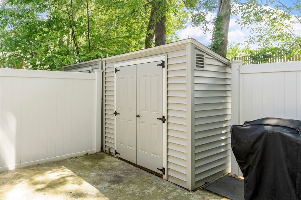 49 Meadow Pond Dr # K, Leominster MA 01453 photo 20