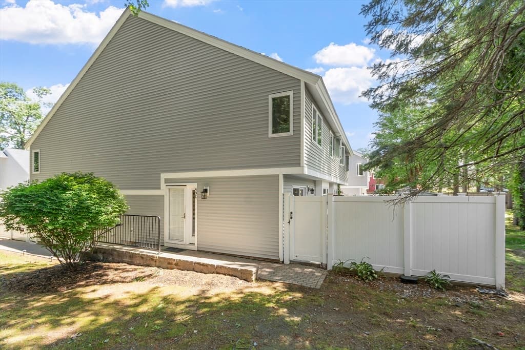 49 Meadow Pond Dr # K, Leominster MA 01453 photo 24