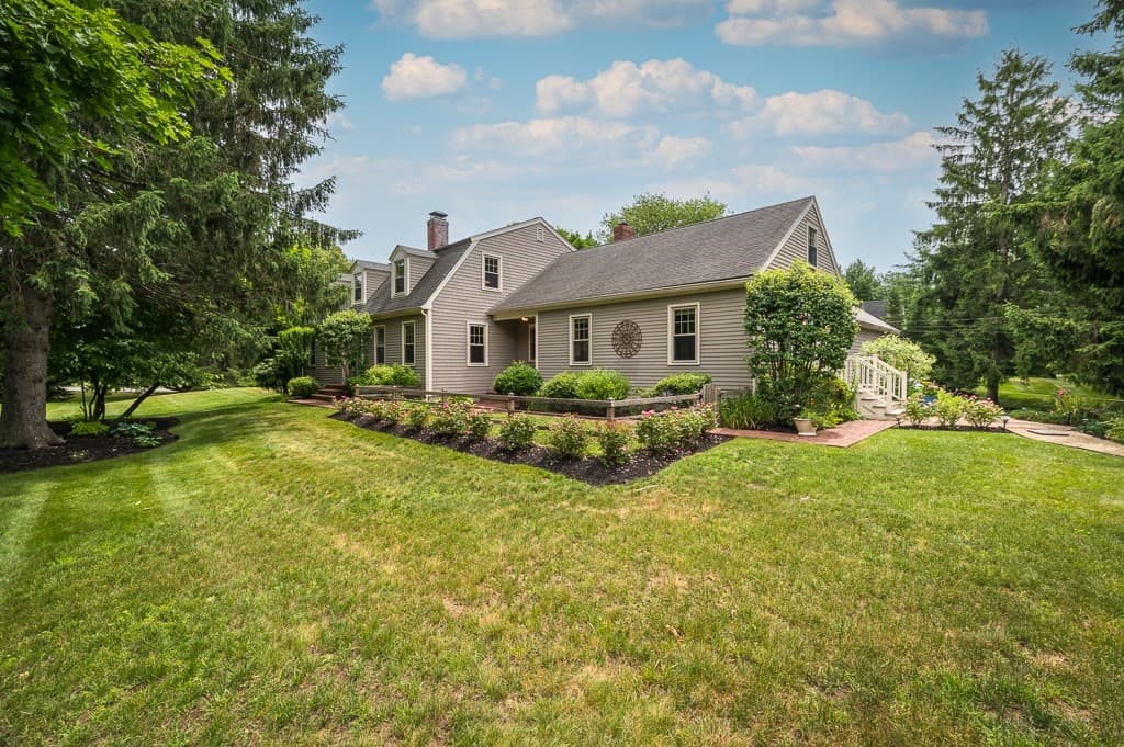2 Patton Drive, Hamilton MA 01982