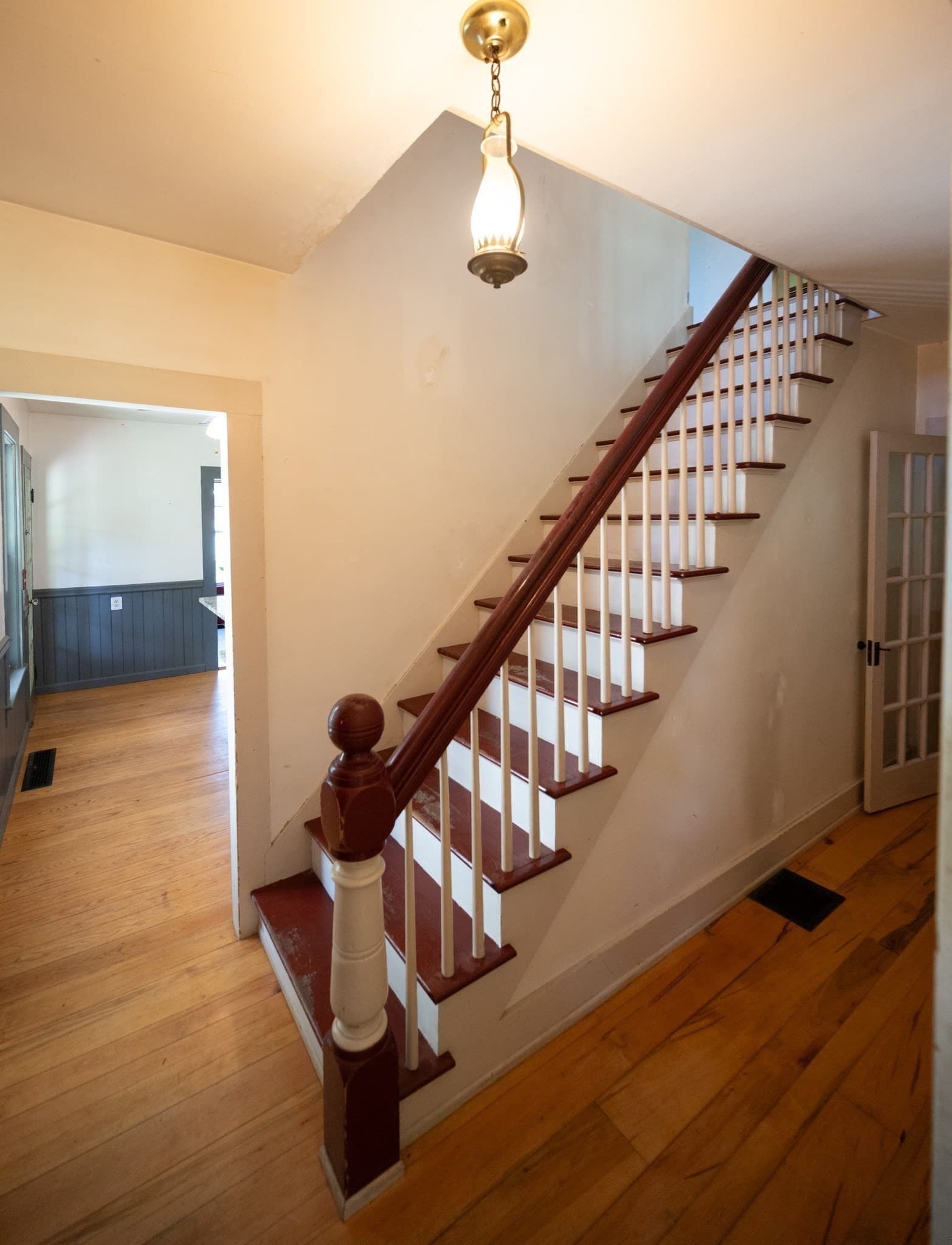 Single Family Residence at 38 Blueberry Hill Rd, New Salem MA 01355, photo 17 of 41