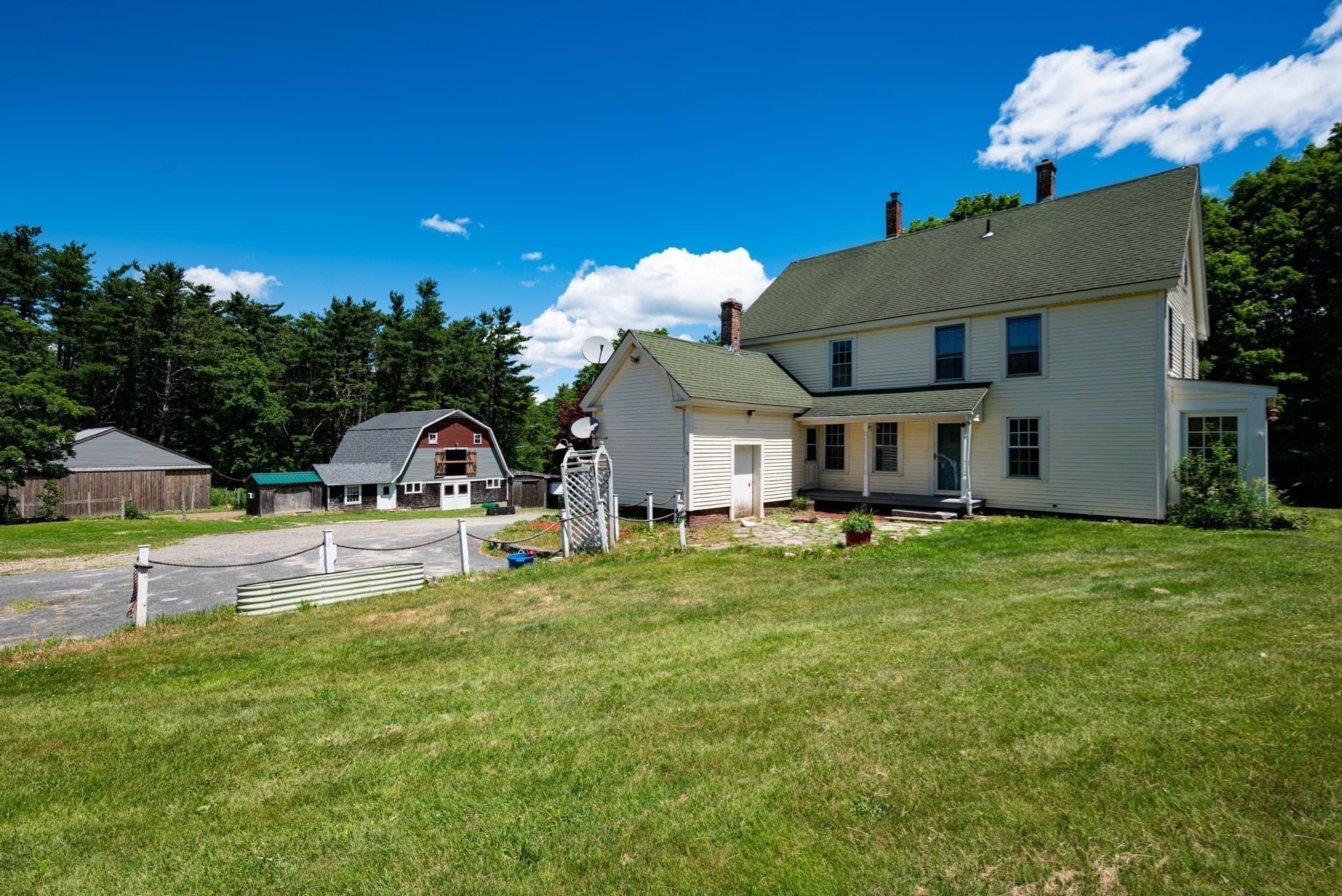 38 Blueberry Hill Rd, New Salem MA 01355