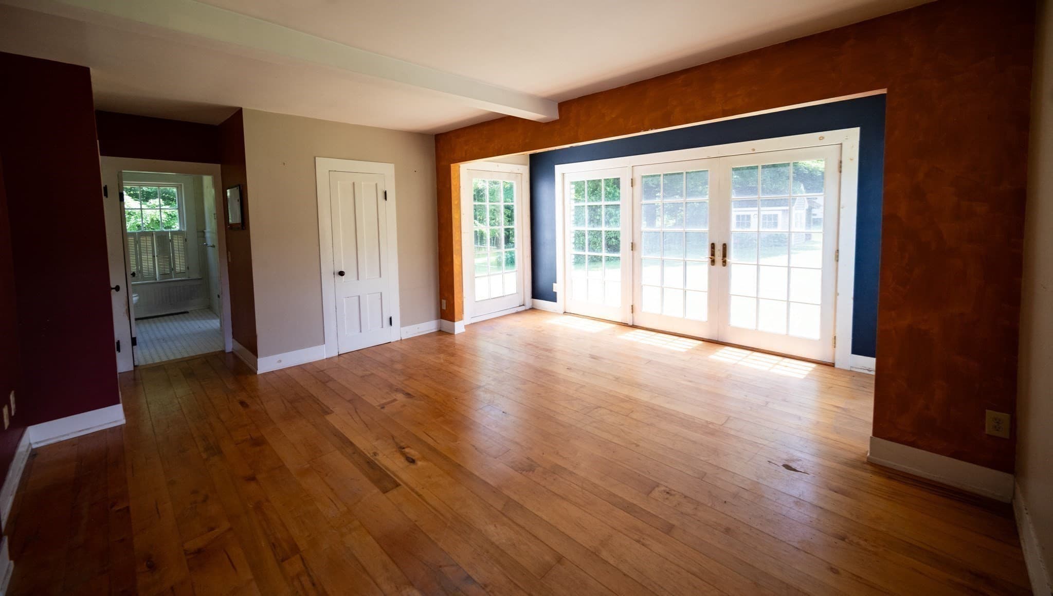 Single Family Residence at 38 Blueberry Hill Rd, New Salem MA 01355, photo 14 of 41