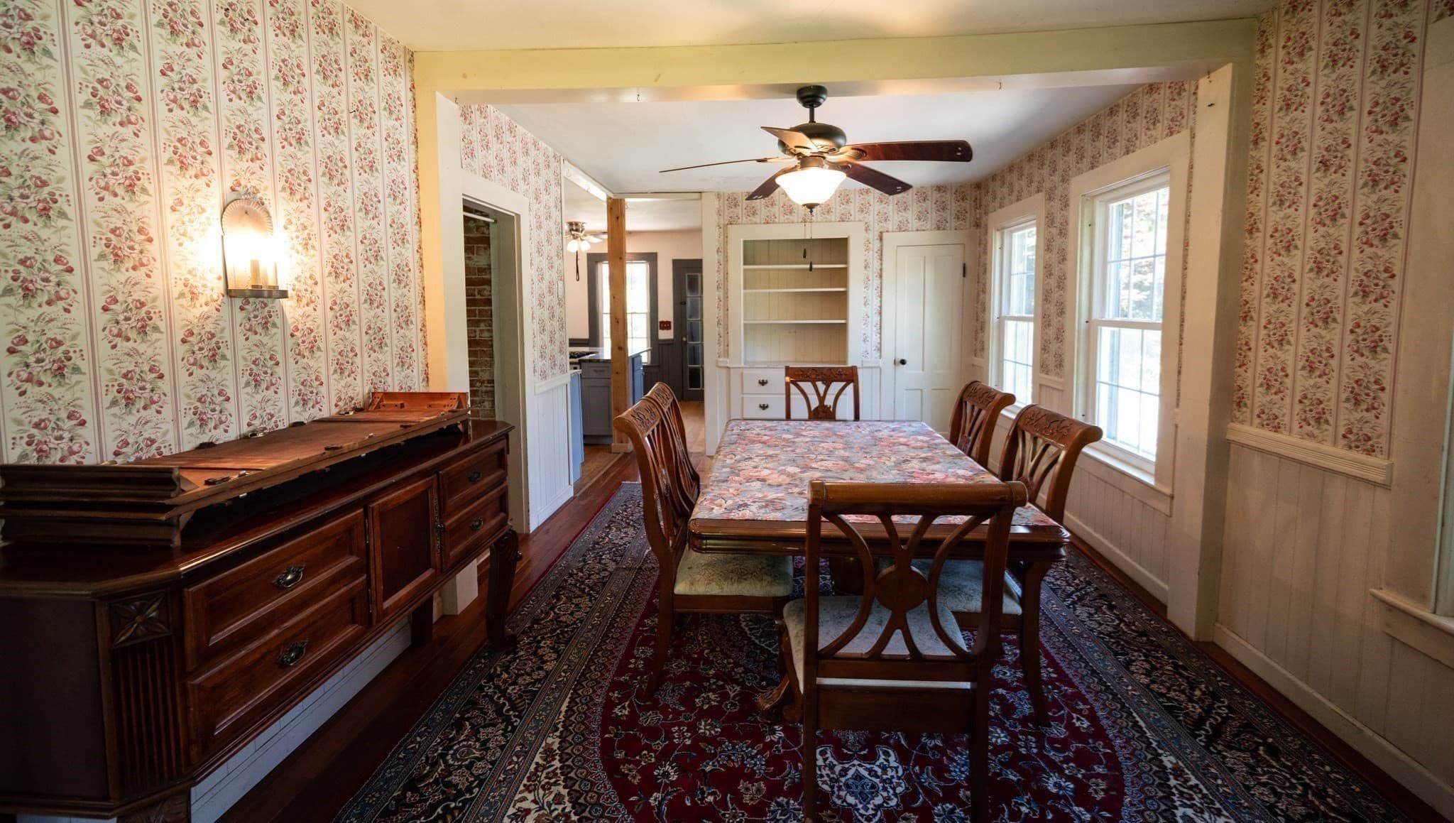 Single Family Residence at 38 Blueberry Hill Rd, New Salem MA 01355, photo 11 of 41