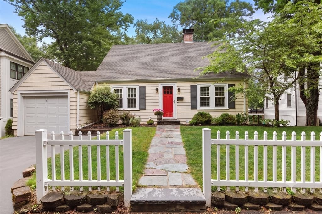 21 Gayland Road, Needham MA 02492