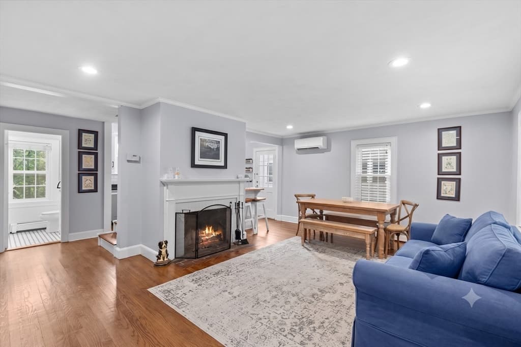 Single Family Residence at 21 Gayland Road, Needham MA 02492, photo 5 of 28