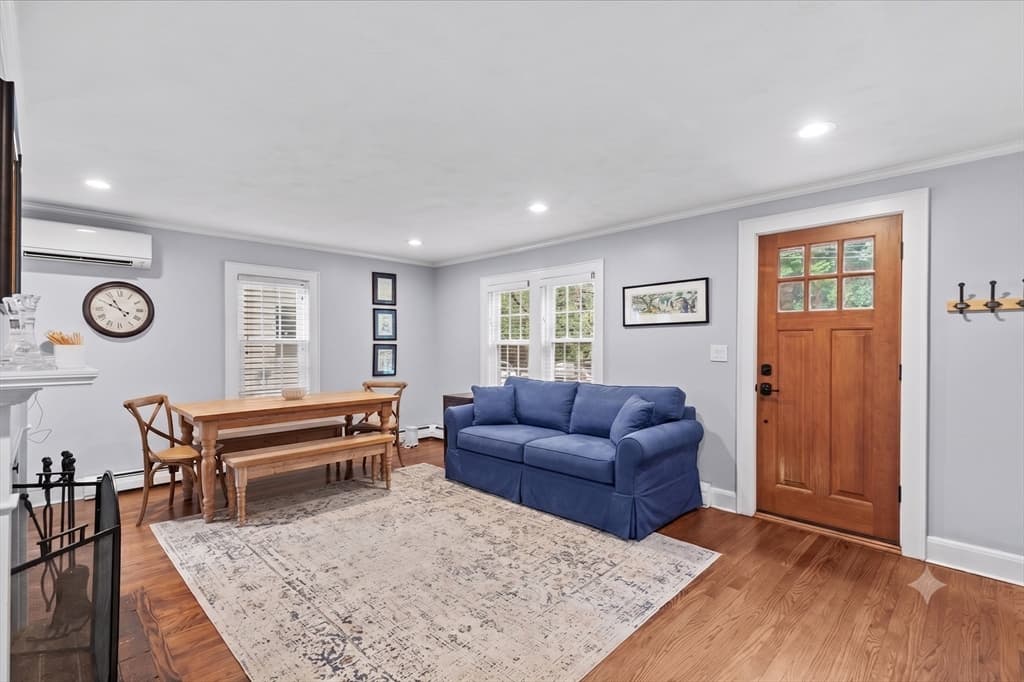Single Family Residence at 21 Gayland Road, Needham MA 02492, photo 4 of 28
