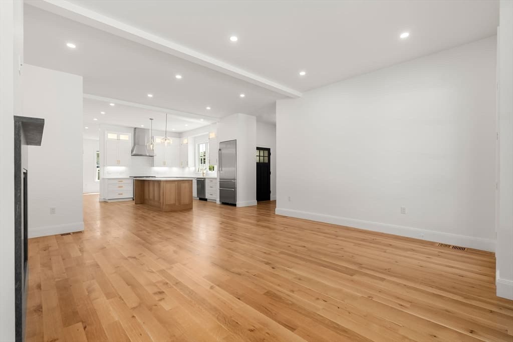 129 Jewett St, Newton MA 02458 photo 6