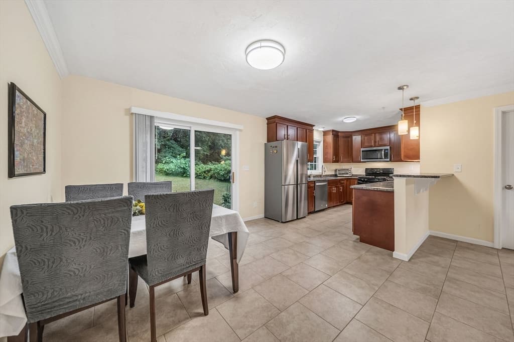 22 Bradley Dr # D, Groton MA 01450 photo 4