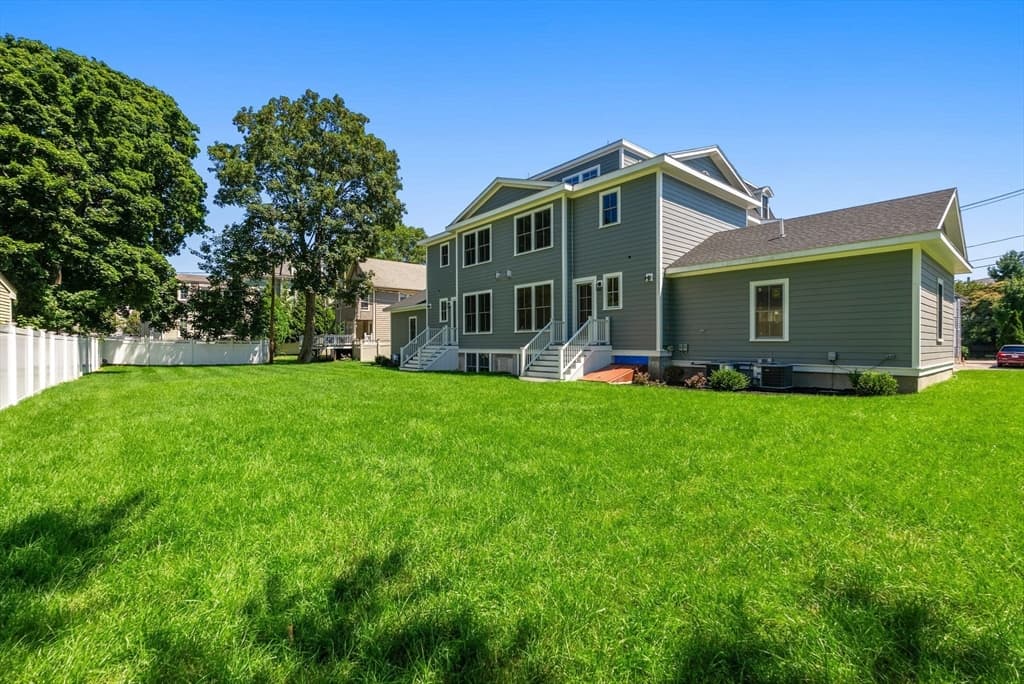 129 Jewett Street # 1, Newton MA 02458 photo 17