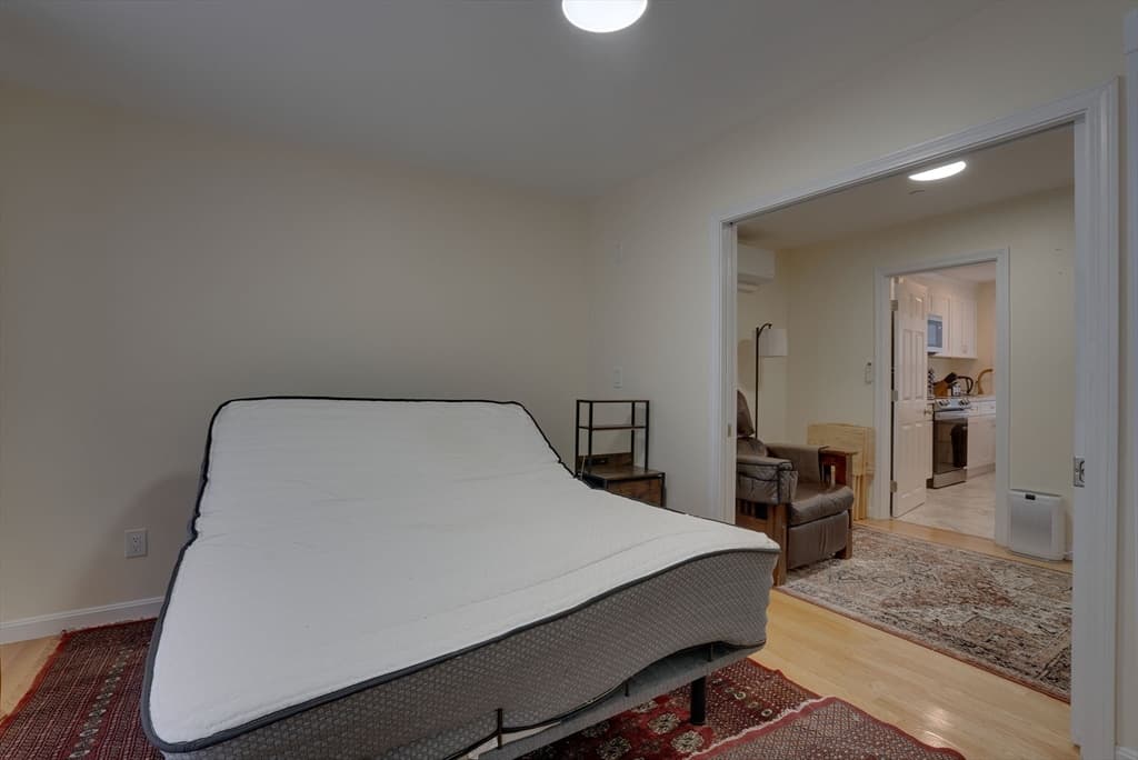 Condominium at 1 Glenwood St # 2, Malden MA 02148, Malden, photo 16 of 26