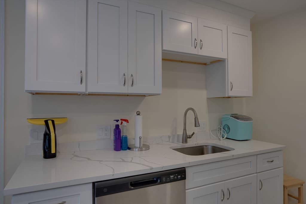 Condominium at 1 Glenwood St # 2, Malden MA 02148, Malden, photo 3 of 26