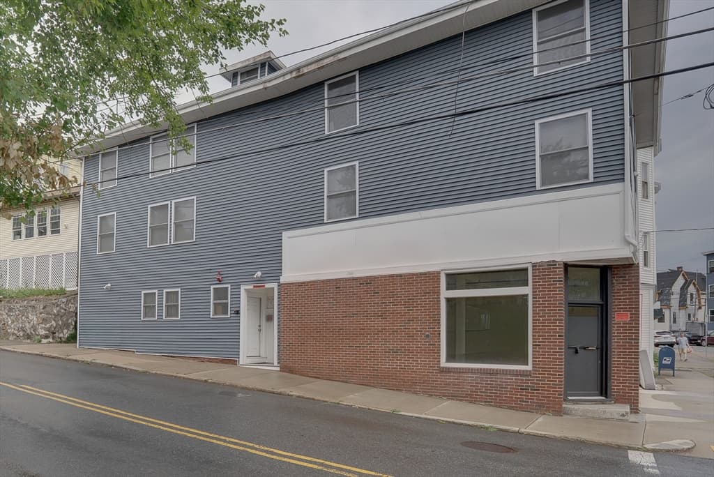 1 Glenwood St # 2, Malden MA 02148