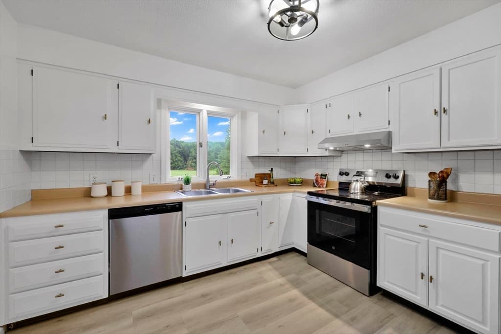 Single Family Residence at 210 Strong St, Amherst MA 01002, Amherst, photo 14 of 40