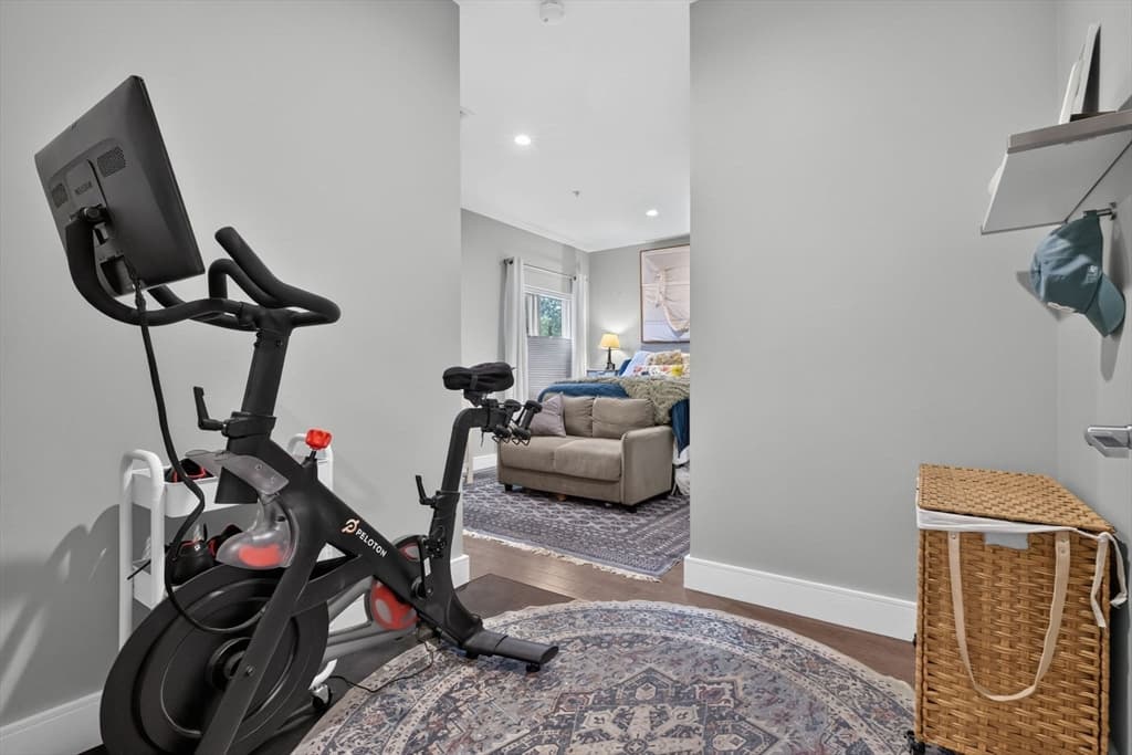 Condominium at 10-12 Tafthill Park # 1, Boston MA 02131, Boston, photo 11 of 29
