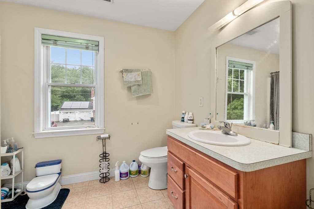 86 Oakland St, Stoughton MA 02072 photo 16