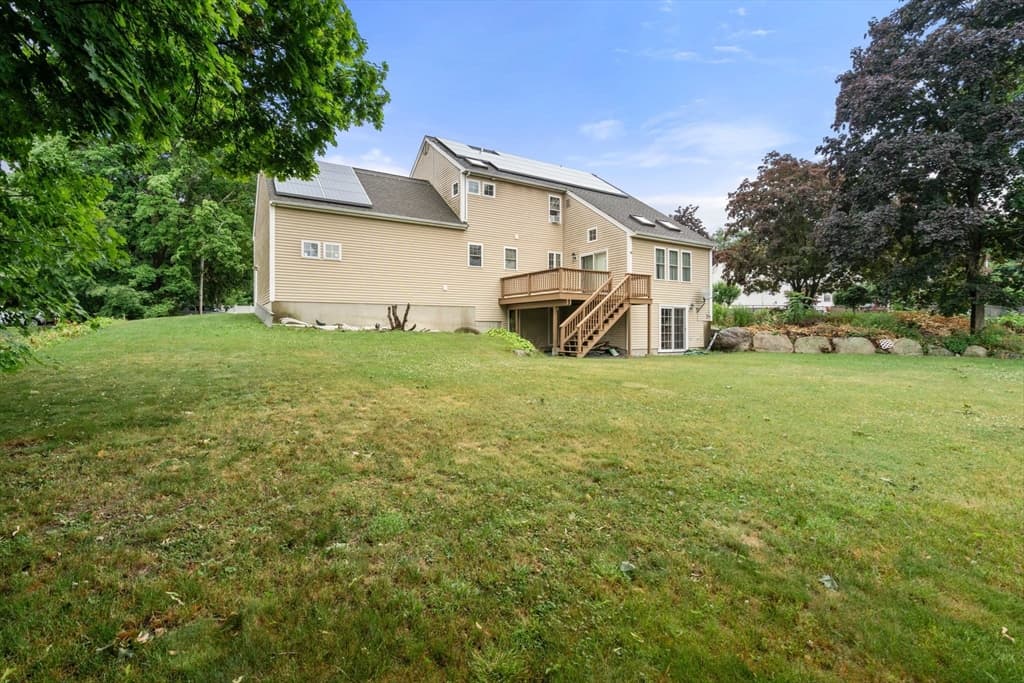 86 Oakland St, Stoughton MA 02072 photo 10