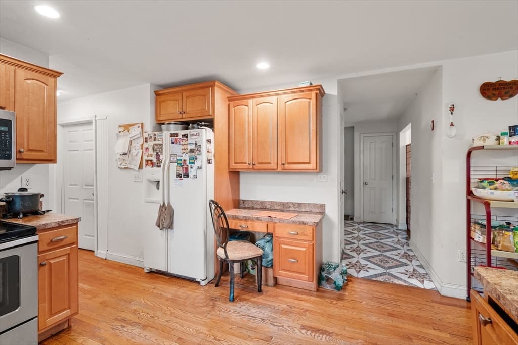 86 Oakland St, Stoughton MA 02072 photo 14