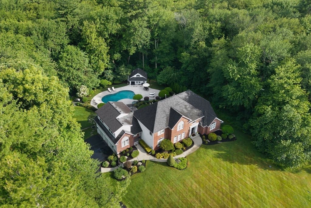 Single Family Residence at 2 Eden Cir, Westborough MA 01581, Westborough, photo 36 of 37