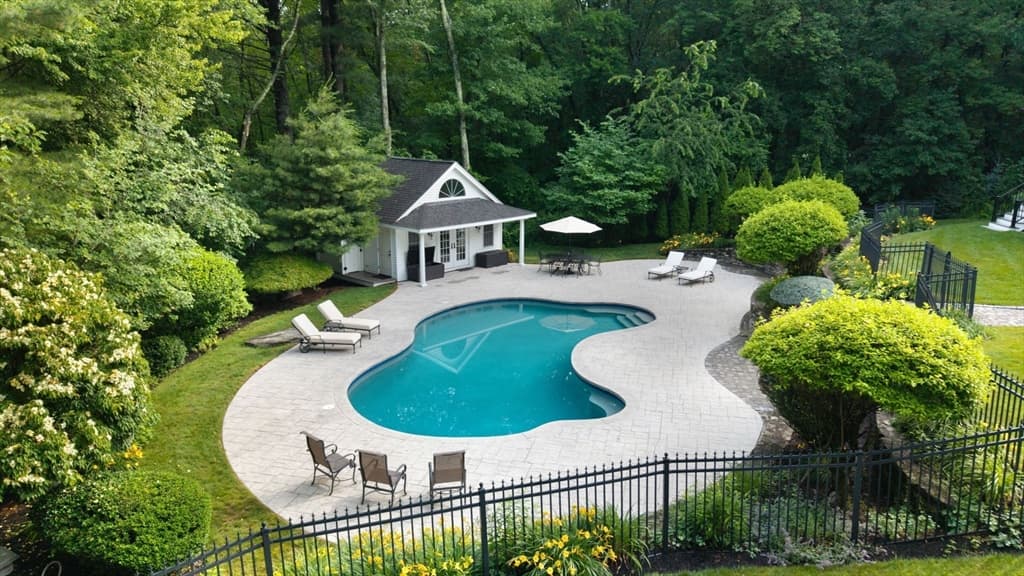 Single Family Residence at 2 Eden Cir, Westborough MA 01581, Westborough, photo 32 of 37
