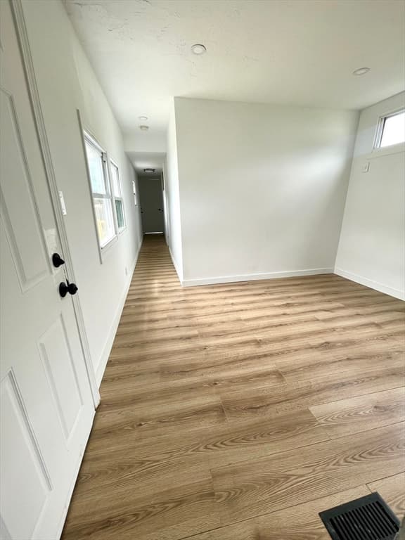 18 Barracuda Dr, Marlborough MA 01752 photo 5