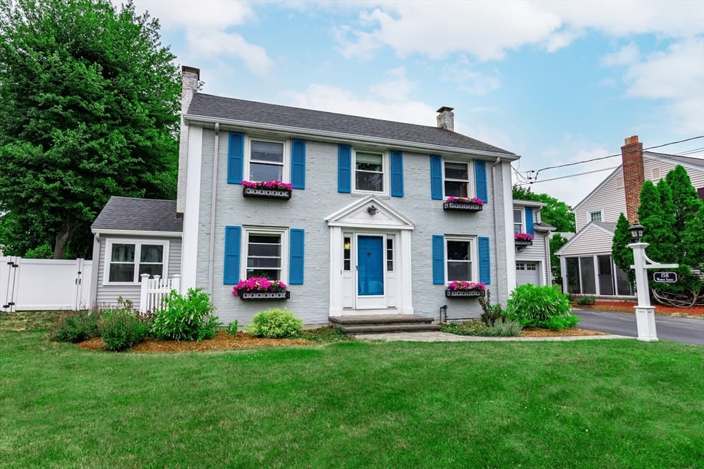 158 Warren Street, Waltham MA 02453