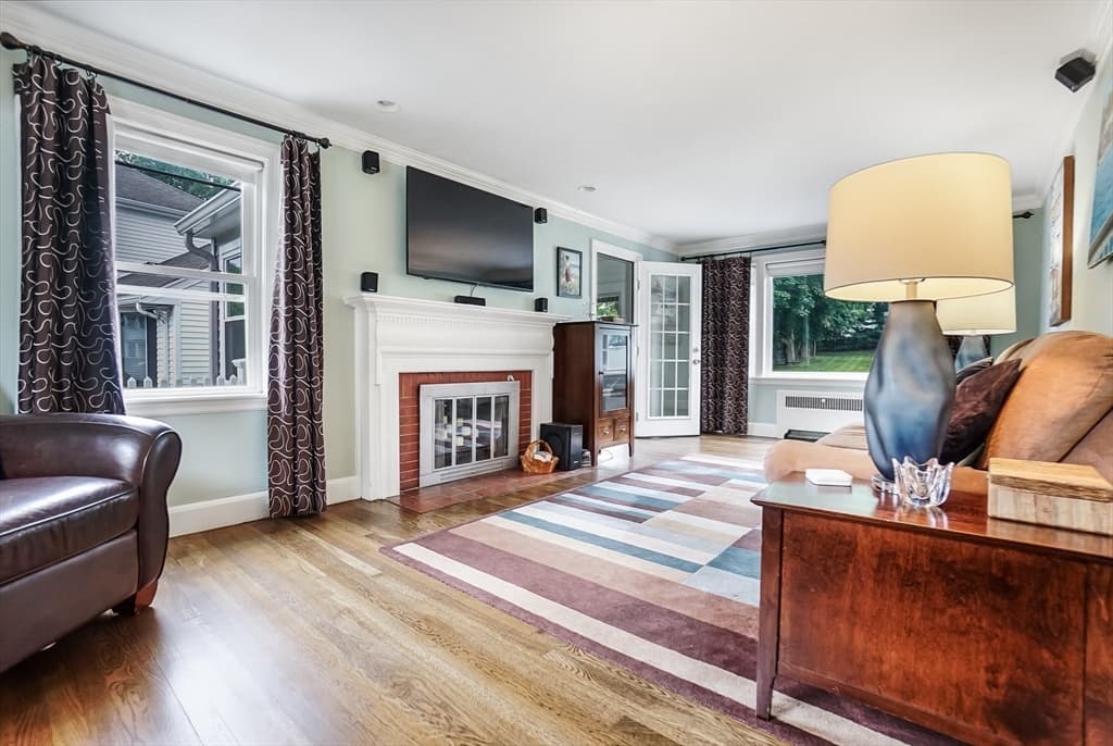 158 Warren Street, Waltham MA 02453 photo 8