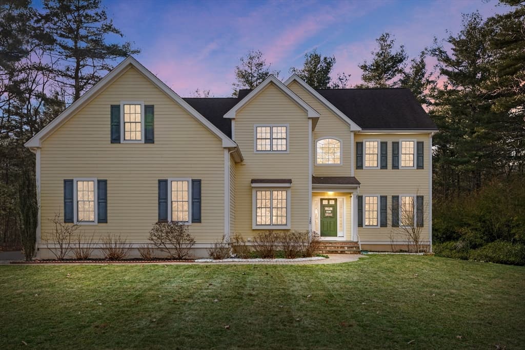 120 South Walpole Street, Sharon MA 02067 photo 2