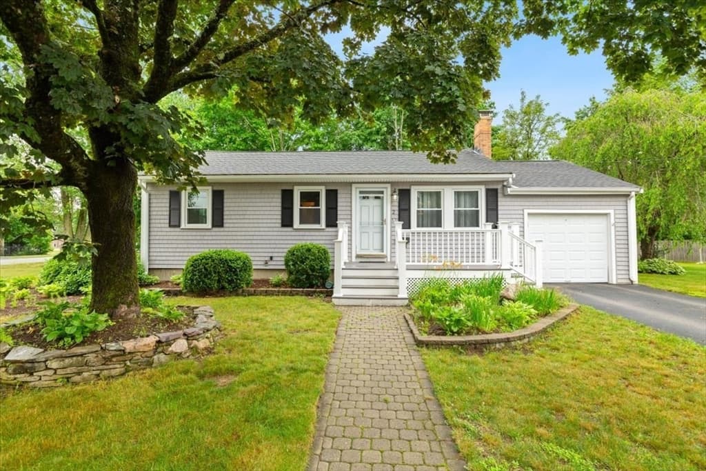 2 Margaret Rd, Foxboro MA 02035 photo 2