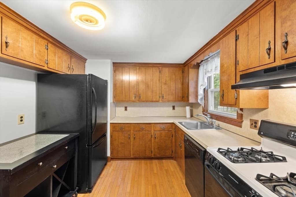 2 Margaret Rd, Foxboro MA 02035 photo 8