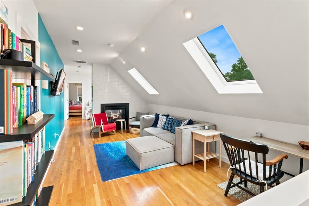 51 New Ocean St # 3, Swampscott MA 01907 photo 2