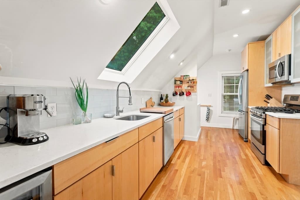 51 New Ocean St # 3, Swampscott MA 01907 photo 11