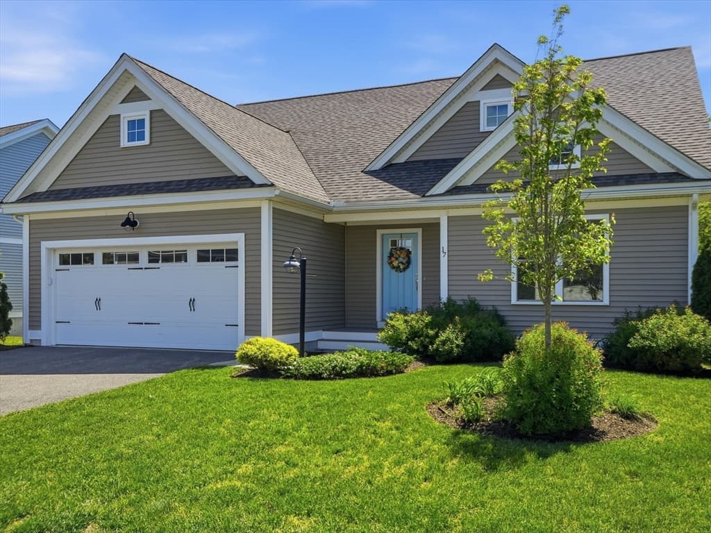 Single Family Residence at 17 Bearberry Path # 17, Plymouth MA 02360, photo 3 of 39