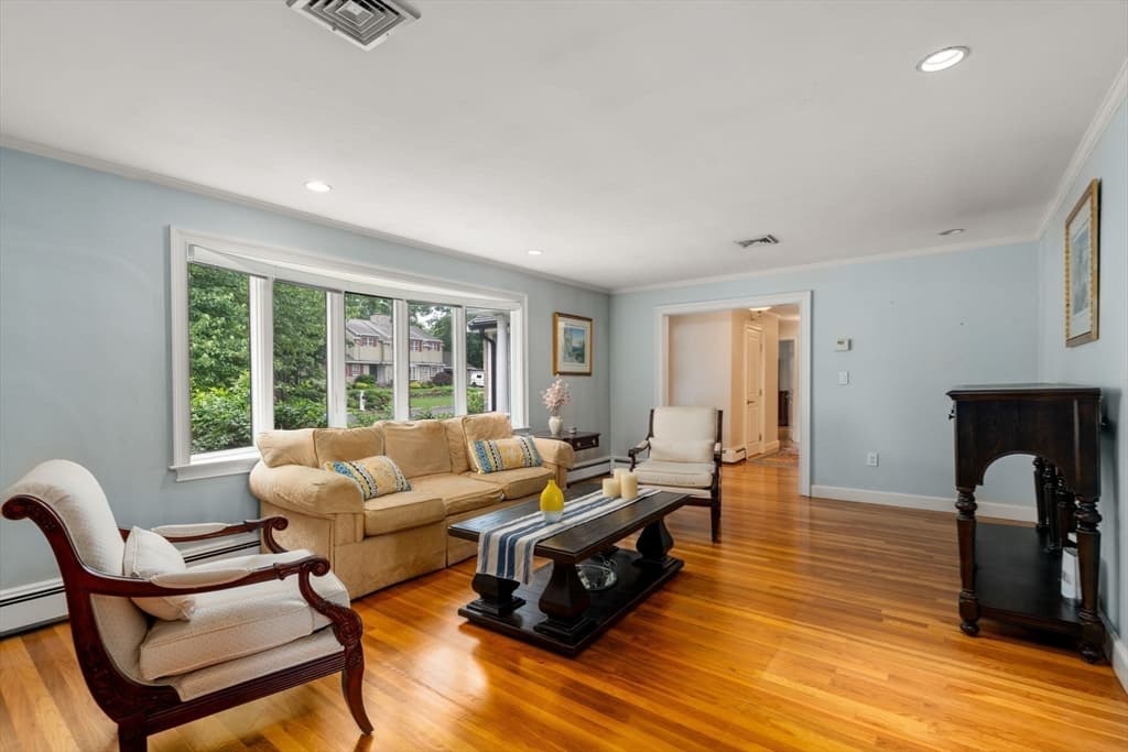 74 Spring Valley Road, Belmont MA 02478 photo 5