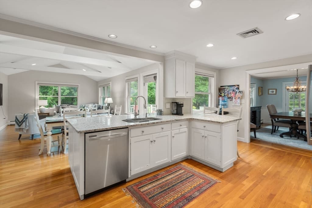 74 Spring Valley Road, Belmont MA 02478 photo 9