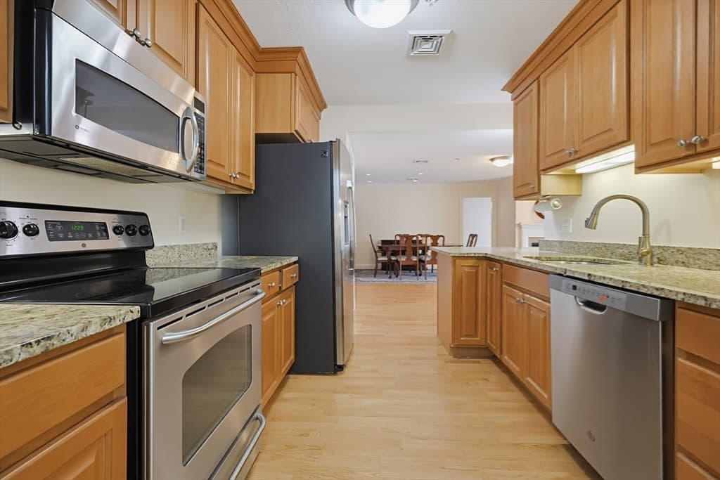 1 Lenox St # 205, Norwood MA 02062 photo 12