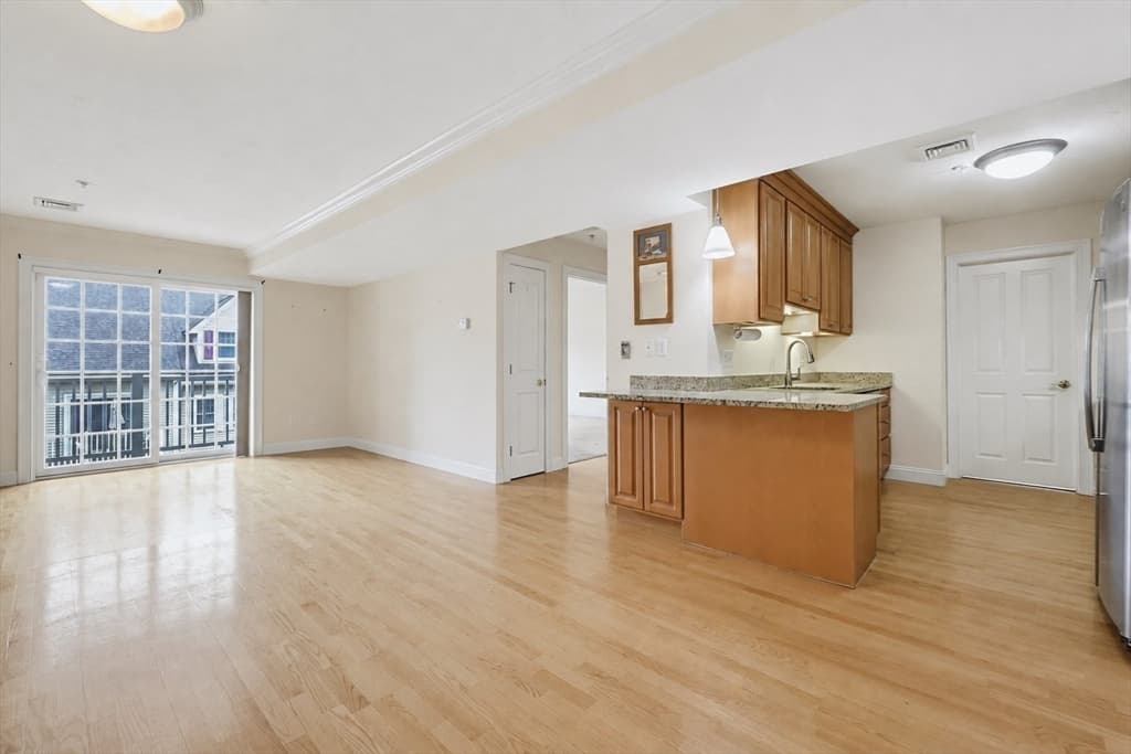 1 Lenox St # 205, Norwood MA 02062 photo 7