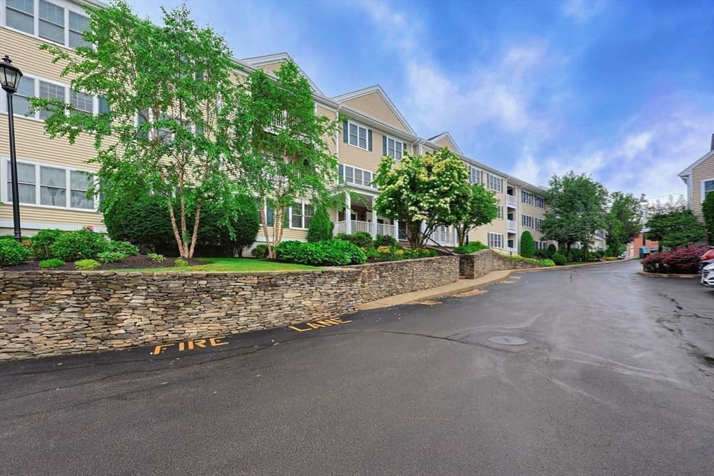 1 Lenox St # 205, Norwood MA 02062 photo 32
