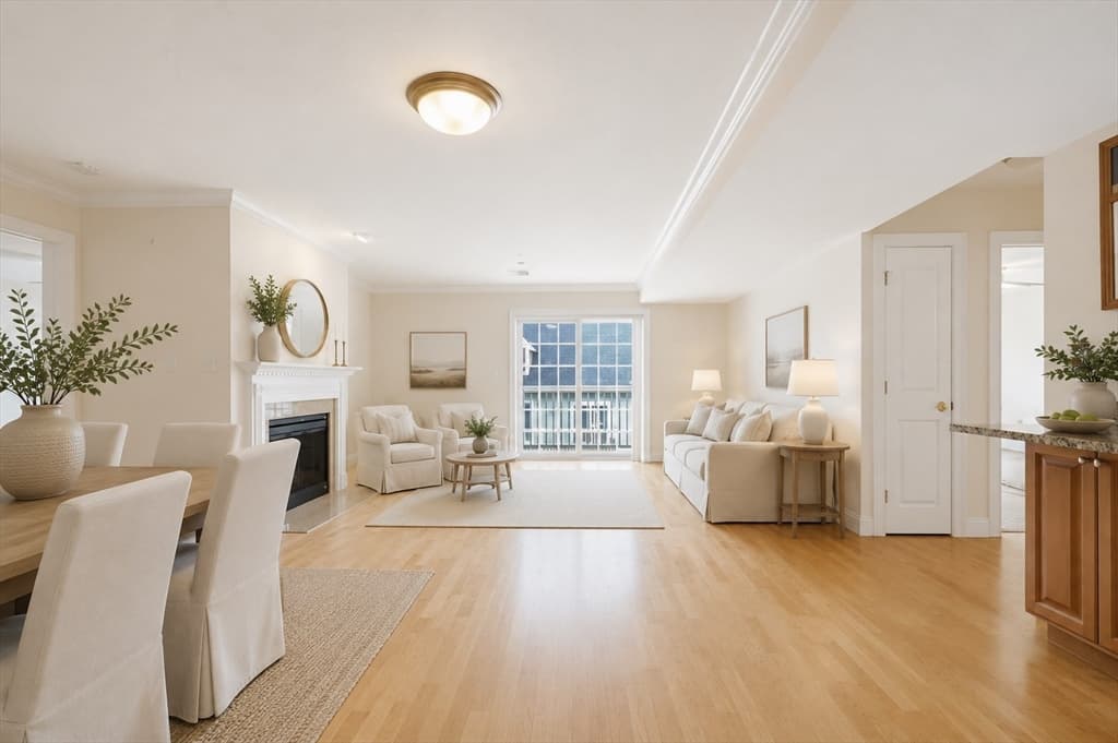 1 Lenox St # 205, Norwood MA 02062 photo 4