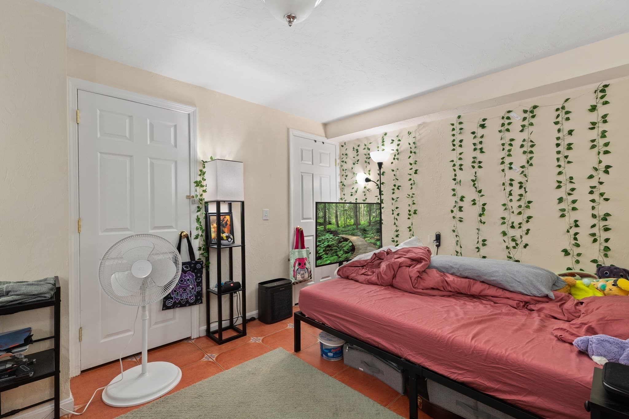 Single Family Residence at 22 Austin St, Boston MA 02129, Boston, photo 6 of 17